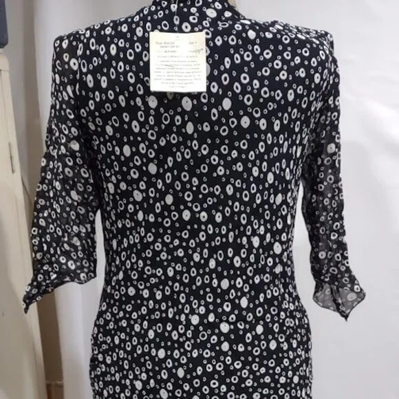 PUTUMAYO NWT BLUE AND IVORY CIRCLES SPOTS GAUZY SHEER LINED ASYMMETRIC HEM L - Picture 3 of 13